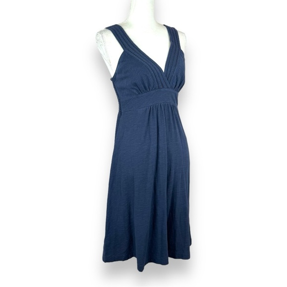 Tommy Bahama Navy Blue V-neck Dress Empire Waist Sleeveless Mini Classic Coastal - Picture 3 of 7